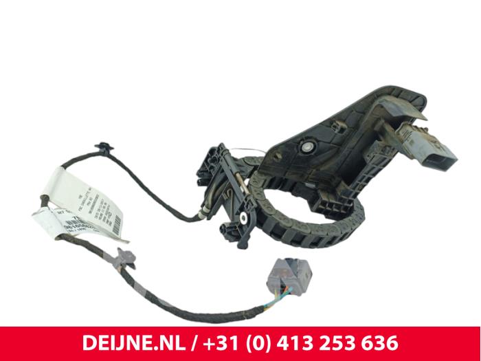 Używane Kabel (rózne) Citroen Jumpy 2.0 Blue HDI 120 Cena € 181,50 Z VAT oferowane przez van Deijne Onderdelen Uden B.V.