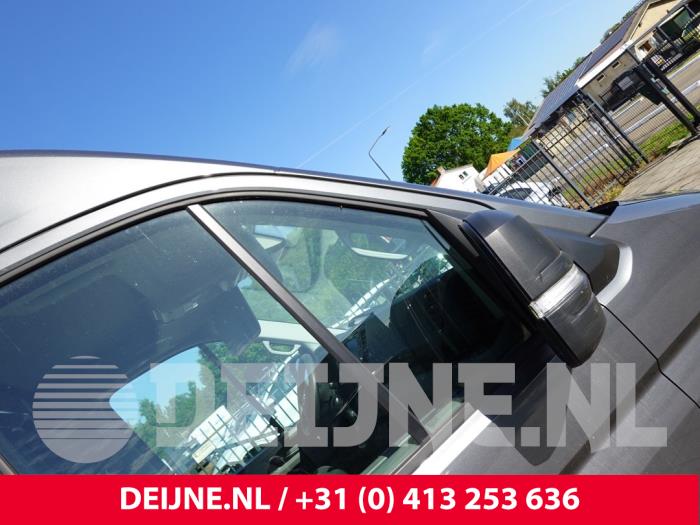 Usados Ventanilla triangular derecha delante Volkswagen Crafter (SY) 2.0 TDI FWD Precio de solicitud ofrecido por van Deijne Onderdelen Uden B.V.