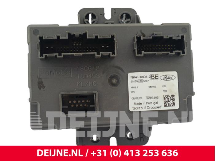 Używane Modul climatronic Ford Transit E-Transit 68 kWh Cena € 121,00 Z VAT oferowane przez van Deijne Onderdelen Uden B.V.