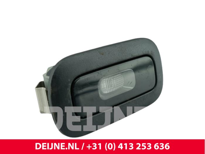 Begagnade Innerbelysning Lynk &amp; Co 01 1.5 PHEV Pris € 24,20 Inklusive moms erbjuds av van Deijne Onderdelen Uden B.V.