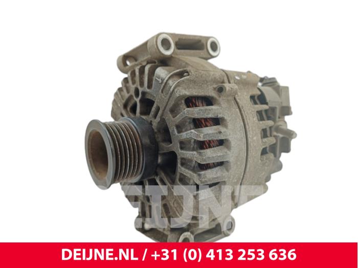 Usagé Dynamo Mercedes Sprinter 3,5t (907.6/910.6) 314 CDI 2.1 D RWD Prix € 181,50 Prix TTC proposé par van Deijne Onderdelen Uden B.V.