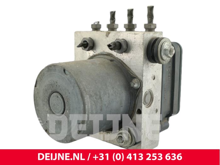 Usagé Bloc ABS Volkswagen Crafter 2.0 TDI 16V Prix € 163,35 Prix TTC proposé par van Deijne Onderdelen Uden B.V.