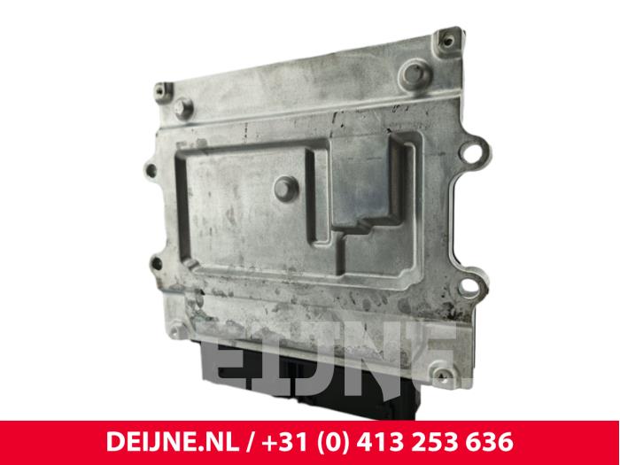 Used Engine management computer Volvo XC60 II (UZ) 2.0 T8 16V Polestar Engineered AWD Price € 375,00 Margin scheme offered by van Deijne Onderdelen Uden B.V.