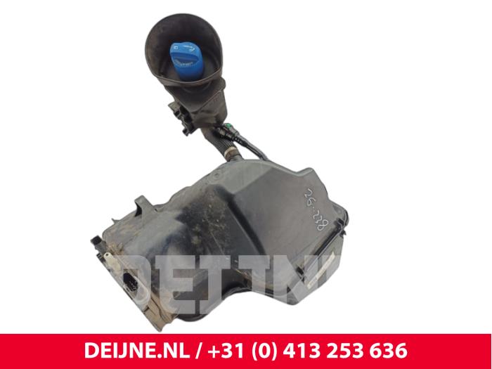 Gebrauchte Adblue Tank Volkswagen Caddy IV 2.0 TDI 102 Preis € 514,25 Mit Mehrwertsteuer angeboten von van Deijne Onderdelen Uden B.V.
