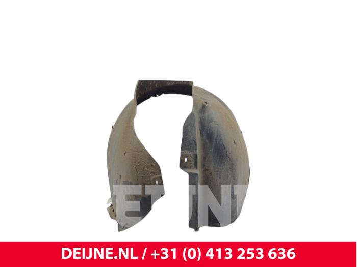 Używane Nadkole Volkswagen Caddy IV 2.0 TDI 102 Cena € 42,35 Z VAT oferowane przez van Deijne Onderdelen Uden B.V.