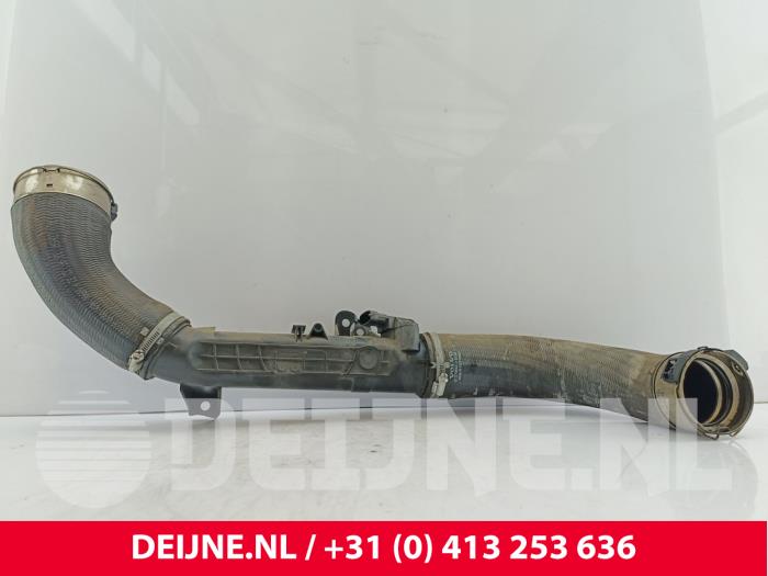 Begagnade Luftintagsslang Volvo V40 (MV) 2.0 D4 16V Pris € 40,00 Marginaltabell erbjuds av van Deijne Onderdelen Uden B.V.