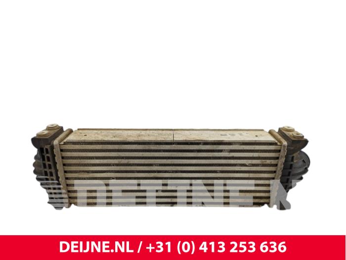 Usagé Echangeur air (Intercooler) Ford Transit 2.0 TDCi 16V Eco Blue 130 Prix € 54,45 Prix TTC proposé par van Deijne Onderdelen Uden B.V.