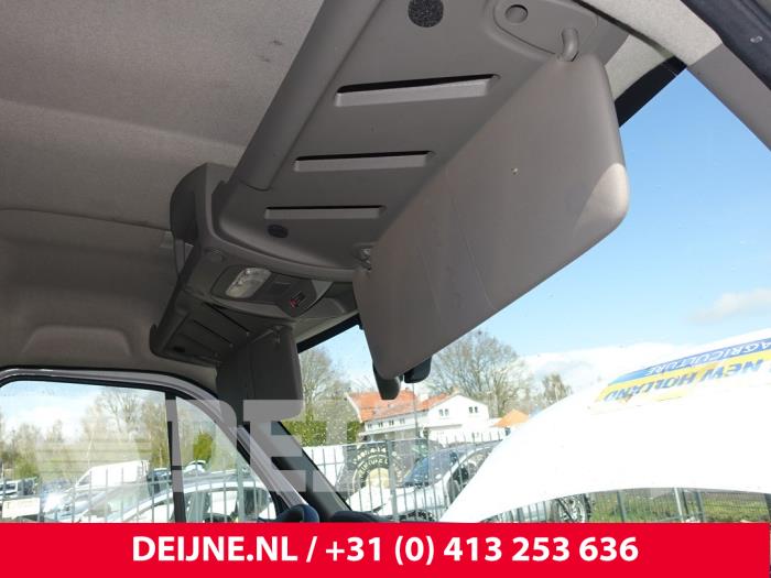 Używane Podsufitka Renault Master III (FV) 2.3 dCi 135 16V FWD Cena na żądanie oferowane przez van Deijne Onderdelen Uden B.V.