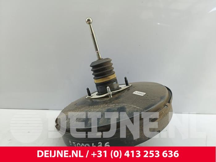 Usagé Servo frein Volkswagen Caddy III (2KA,2KH,2CA,2CH) 1.6 TDI 16V Prix € 42,35 Prix TTC proposé par van Deijne Onderdelen Uden B.V.