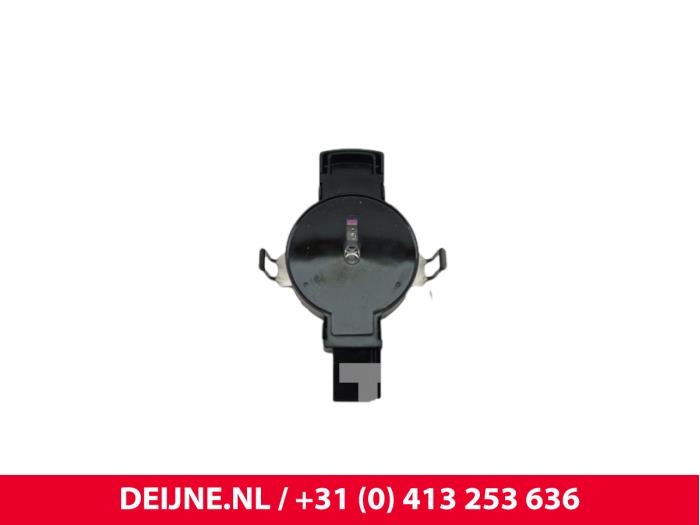 Begagnade Regnsensor Maxus Deliver 9 2.0 D RWD Pris € 48,40 Inklusive moms erbjuds av van Deijne Onderdelen Uden B.V.