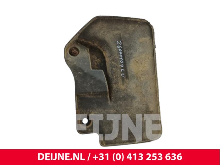 Używane Chlapacz Maxus Deliver 9 2.0 D RWD Cena € 24,20 Z VAT oferowane przez van Deijne Onderdelen Uden B.V.