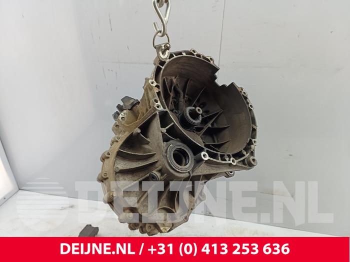 Usagé Boîte de vitesse Ford Transit Custom 2.0 TDCi 16V Eco Blue 105 Prix € 1.331,00 Prix TTC proposé par van Deijne Onderdelen Uden B.V.