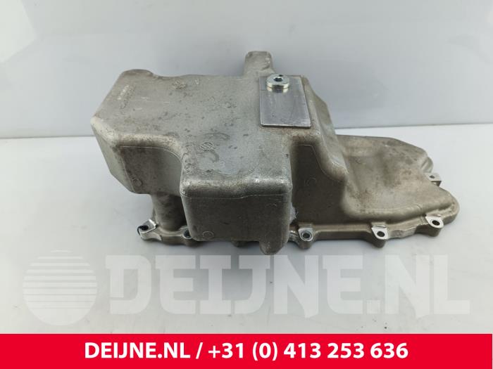 Gebrauchte Ölwanne Iveco New Daily VI 33S14, 35C14, 35S14 Preis € 302,50 Mit Mehrwertsteuer angeboten von van Deijne Onderdelen Uden B.V.