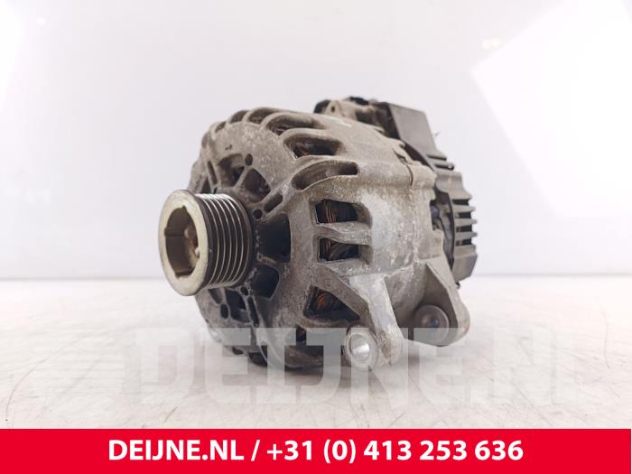 Begagnade Dynamo Peugeot Expert (V1/VA/VB/VE/VF/VT/VY) 2.0 Blue HDi 120 16V Pris på förfrågan erbjuds av van Deijne Onderdelen Uden B.V.