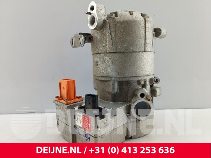 Used Air conditioning pump Volkswagen ID.Buzz Cargo (EBA) 77 kWh Price € 193,60 Inclusive VAT offered by van Deijne Onderdelen Uden B.V.