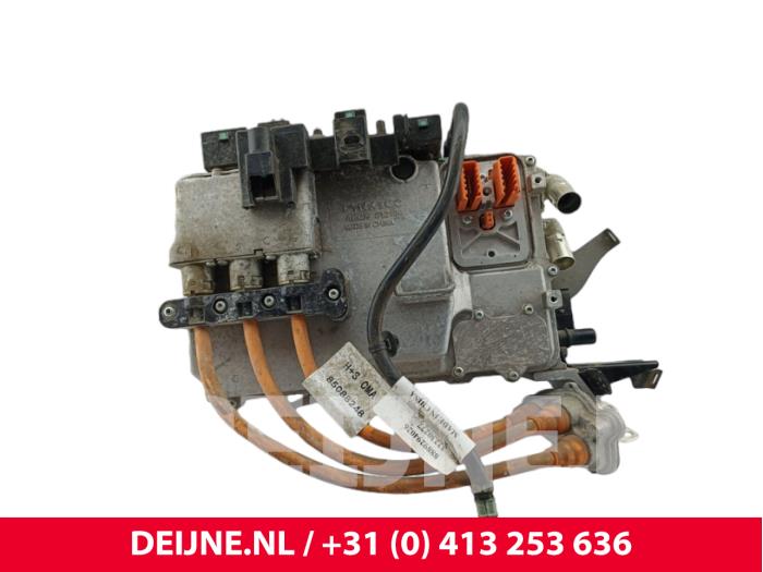 Używane DC/CD konwertor Lynk &amp; Co 01 1.5 PHEV Cena € 514,25 Z VAT oferowane przez van Deijne Onderdelen Uden B.V.