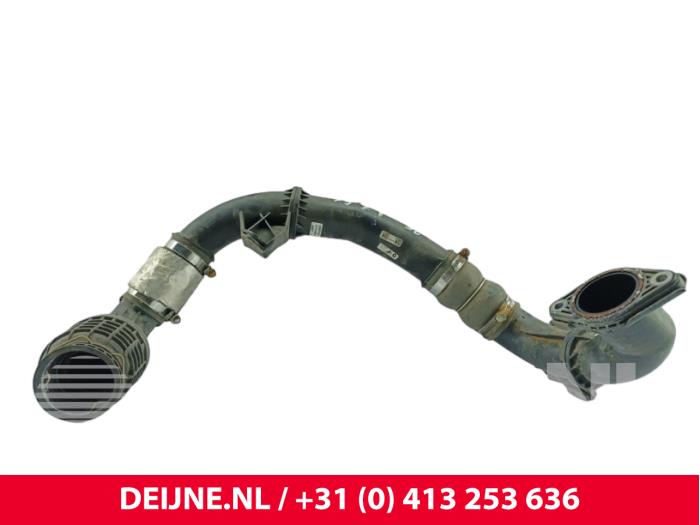 Gebrauchte Intercooler Rohr Renault Trafic (1FL/2FL/3FL/4FL) 2.0 dCi 16V 145 Preis € 121,00 Mit Mehrwertsteuer angeboten von van Deijne Onderdelen Uden B.V.