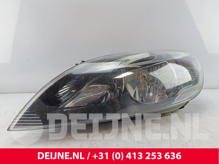 Używane Reflektor lewy Volvo V40 (MV) 2.0 D3 16V Cena na żądanie oferowane przez van Deijne Onderdelen Uden B.V.