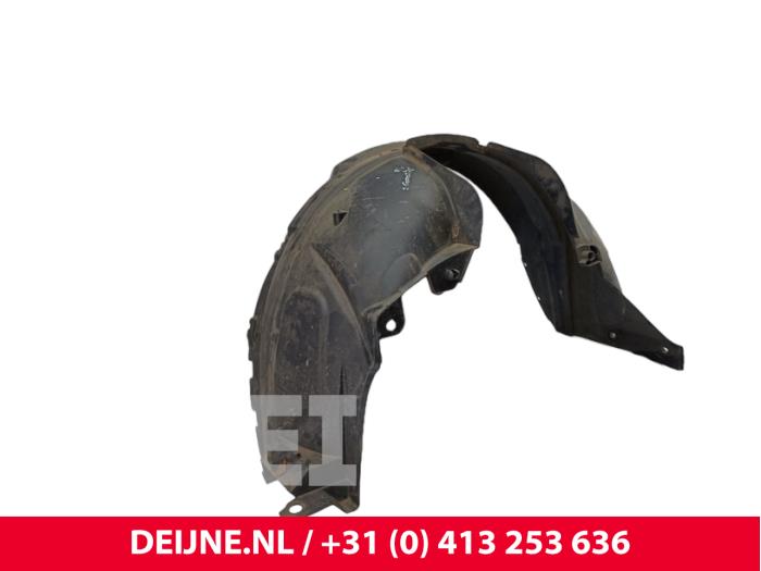 Używane Nadkole Dacia Dokker Express (8S) 1.5 dCi 75 Cena € 30,25 Z VAT oferowane przez van Deijne Onderdelen Uden B.V.