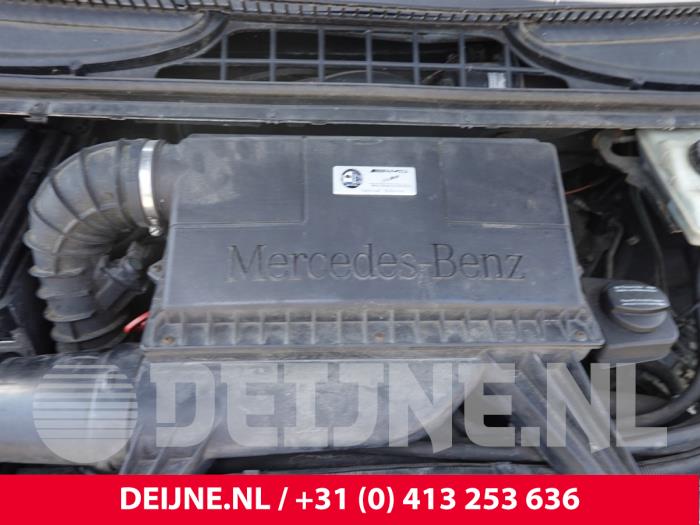 Begagnade Luftfilterhus Mercedes Vito (639.6) 2.2 115 CDI 16V Pris på förfrågan erbjuds av van Deijne Onderdelen Uden B.V.