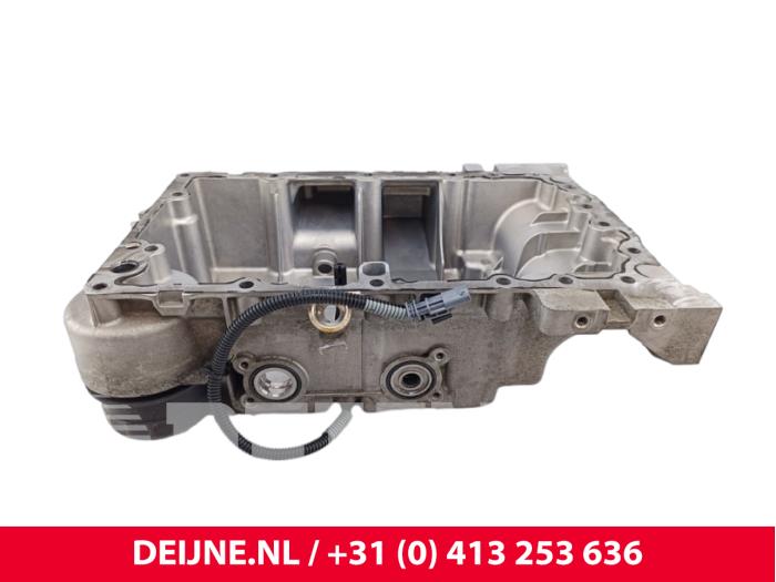 Gebrauchte Ölwanne Volvo S90 II 2.0 D5 16V AWD Preis € 250,00 Margenregelung angeboten von van Deijne Onderdelen Uden B.V.