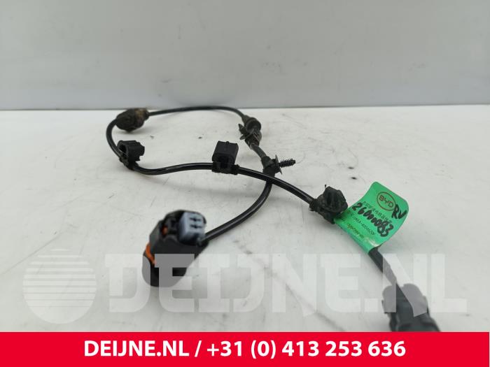 Usados Sensor ABS BYD Sealion 7 Design 82.5 kWh, Excellence 91.3 kWh AWD Precio € 30,25 IVA incluido ofrecido por van Deijne Onderdelen Uden B.V.
