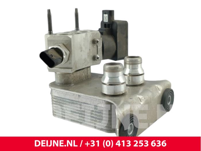 Usagé Condenseur de climatisation Mercedes eVito (447.6) 41/60/66 kWh Prix € 151,25 Prix TTC proposé par van Deijne Onderdelen Uden B.V.