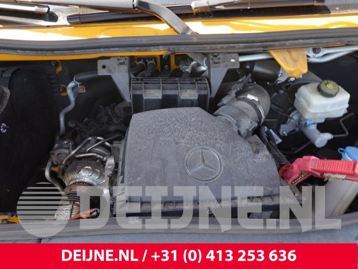 Begagnade Luftfilterhus Mercedes Sprinter 3,5t (907.6/910.6) 315 CDI 2.0 D RWD Pris på förfrågan erbjuds av van Deijne Onderdelen Uden B.V.