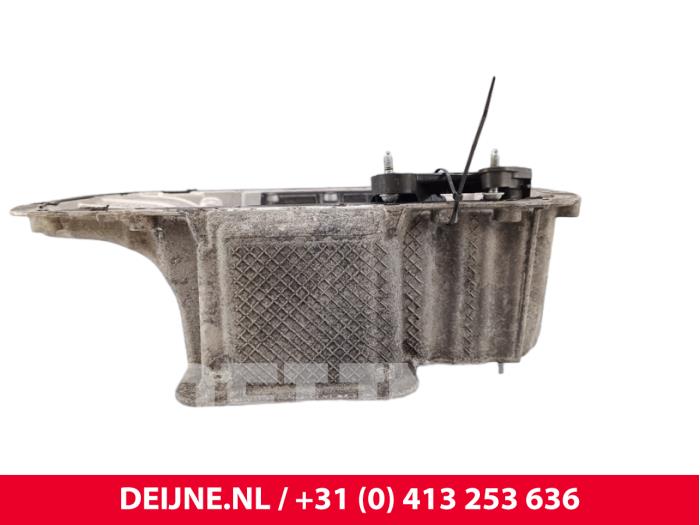 Usagé Couvercle carter Toyota ProAce 1.6 D-4D 95 16V Worker Prix € 108,90 Prix TTC proposé par van Deijne Onderdelen Uden B.V.