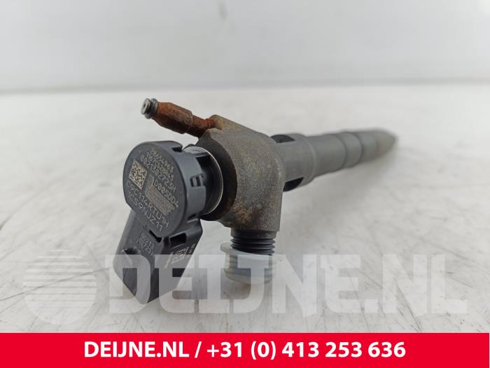 Usagé Injecteurs Volkswagen Crafter (SY) 2.0 TDI Prix € 181,50 Prix TTC proposé par van Deijne Onderdelen Uden B.V.
