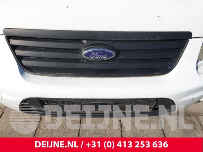 Używane Grill Ford Transit Connect 1.8 Tddi Cena na żądanie oferowane przez van Deijne Onderdelen Uden B.V.