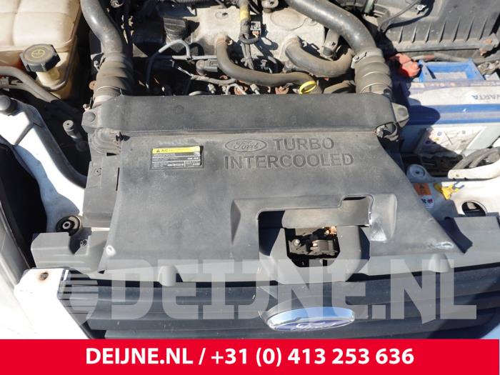 Usados Intercooler Ford Transit Connect 1.8 Tddi Precio de solicitud ofrecido por van Deijne Onderdelen Uden B.V.
