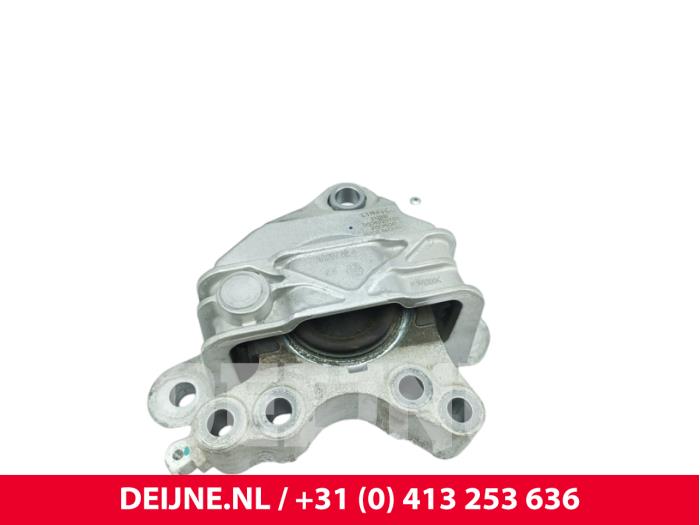 Used Engine mount Lynk &amp; Co 08 1.5 Core, More Price € 139,15 Inclusive VAT offered by van Deijne Onderdelen Uden B.V.