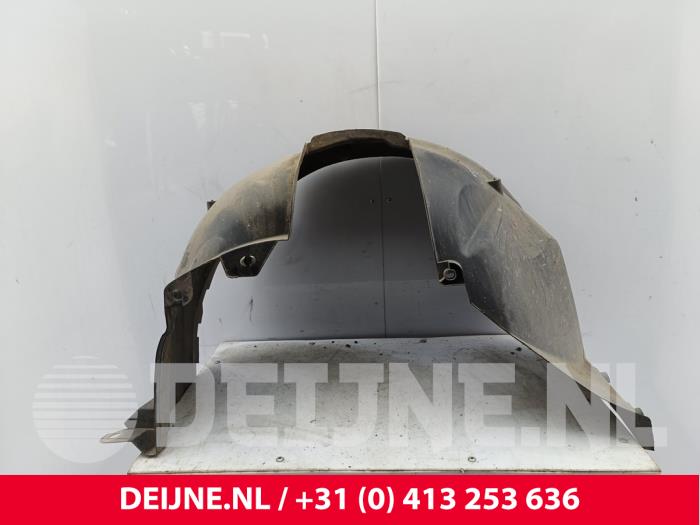 Używane Nadkole Dacia Dokker (0S) 1.5 dCi 75 Cena na żądanie oferowane przez van Deijne Onderdelen Uden B.V.