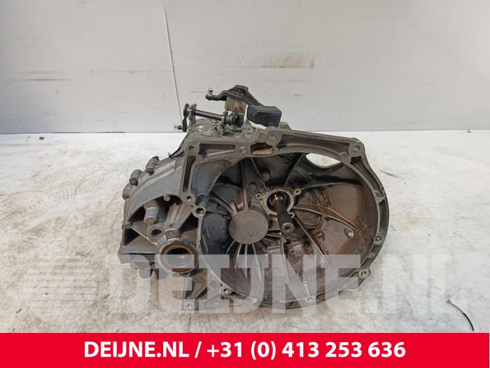 Usagé Boîte de vitesse Ford Transit Connect (PJ2) 1.6 TDCi 16V 75 Prix € 1.149,50 Prix TTC proposé par van Deijne Onderdelen Uden B.V.