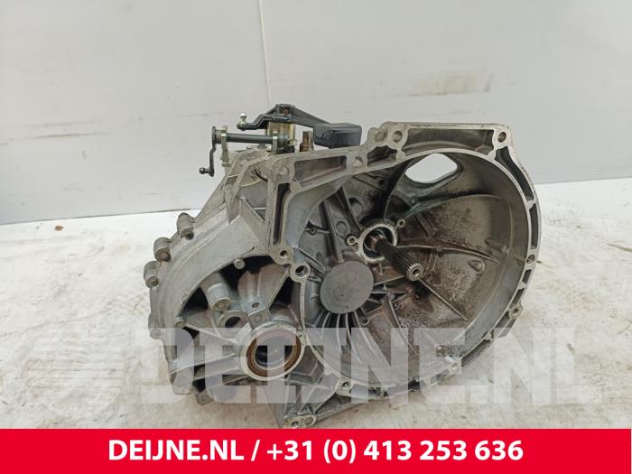 Usagé Boîte de vitesse Ford Transit Connect (PJ2) 1.6 TDCi 16V 75 Prix € 1.149,50 Prix TTC proposé par van Deijne Onderdelen Uden B.V.