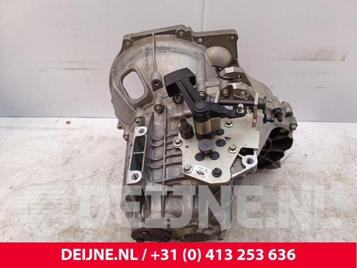 Getriebe van een Ford Transit Connect (PJ2) 1.6 TDCi 16V 75 2014