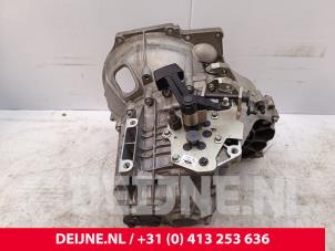 Getriebe van een Ford Transit Connect (PJ2) 1.6 TDCi 16V 75 2014