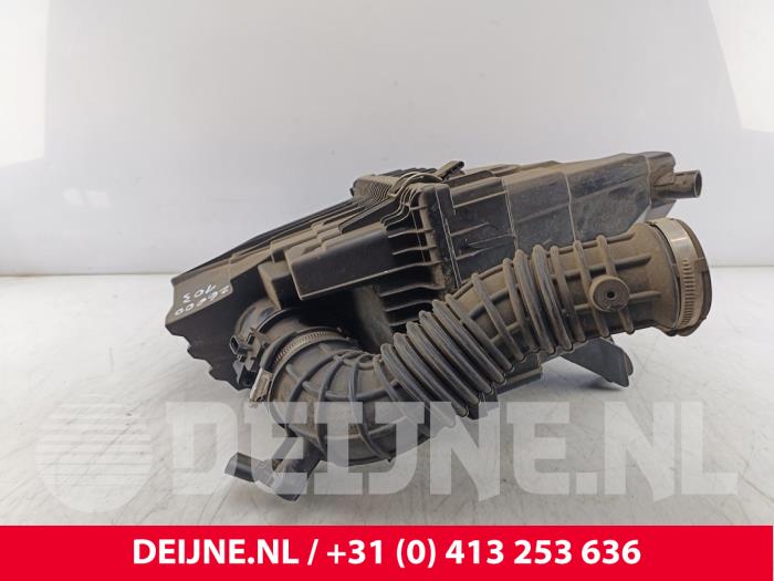 Begagnade Luftfilterhus Volkswagen Transporter T6 2.0 TDI 150 Pris € 60,50 Inklusive moms erbjuds av van Deijne Onderdelen Uden B.V.