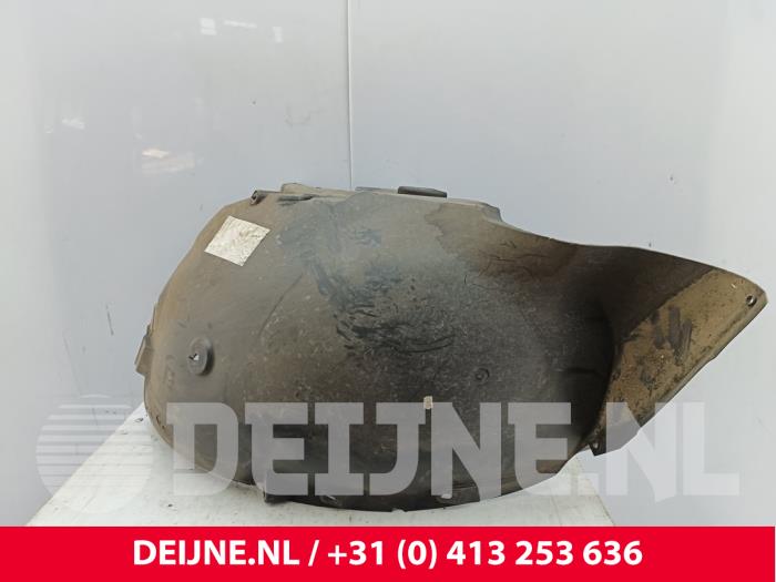 Używane Nadkole Mercedes Sprinter 3,5t (906.63) 316 NGT Cena na żądanie oferowane przez van Deijne Onderdelen Uden B.V.