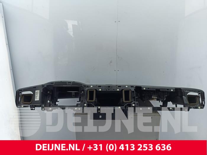 Używane Panel Peugeot Expert (V1/VA/VB/VE/VF/VT/VY) 2.0 Blue HDi 180 16V Cena na żądanie oferowane przez van Deijne Onderdelen Uden B.V.