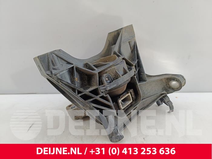Begagnade Motorfäste Citroen Berlingo 1.5 BlueHDi 130 Pris € 18,15 Inklusive moms erbjuds av van Deijne Onderdelen Uden B.V.