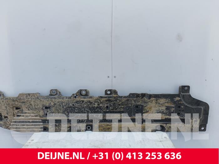 Begagnade Hasplåt Volvo XC60 II (UZ) 2.0 D4 16V Pris på förfrågan erbjuds av van Deijne Onderdelen Uden B.V.
