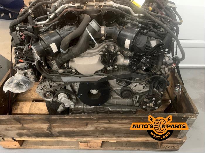 Motor de un Porsche Panamera Sport Turismo (971H) 4.0 V8 32V Turbo 2017