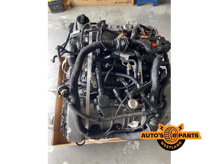 Engine from a Porsche Macan (95B) 3.6 V6 24V Turbo 2016