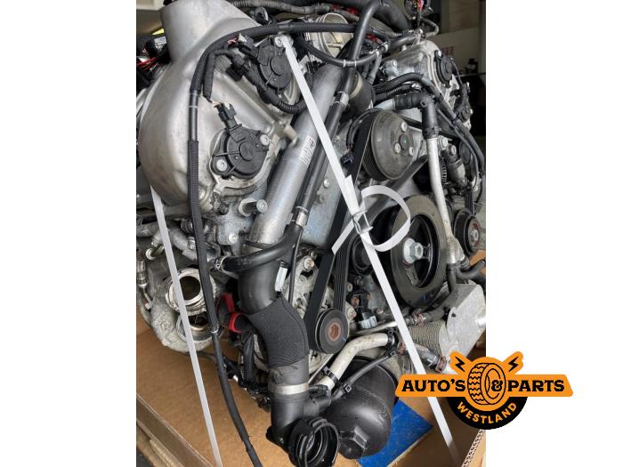 Engine from a Porsche Macan (95B) 3.6 V6 24V Turbo 2016