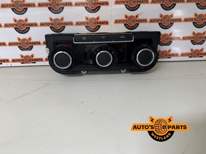 Begagnade Klimatpanel Volkswagen Golf VI Variant (AJ5/1KA) 1.6 TDI 16V 105 Pris på förfrågan erbjuds av Auto's en Parts Westland B.V.