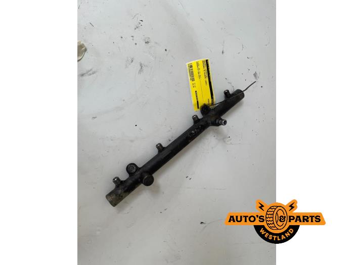 Usagé Système d'injection Mercedes ML I (163) 400 4.0 CDI V8 32V Prix € 60,00 Règlement à la marge proposé par Auto's en Parts Westland B.V.