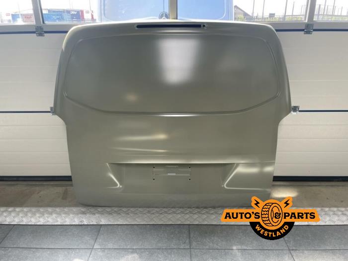 Tailgate from a Mercedes-Benz Vito (447.6) 2.2 116 CDI 16V 2018