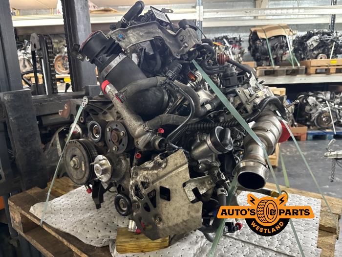 Engine from a Nissan Navara (D40) 3.0 dCi V6 24V DPF 4x4 2013